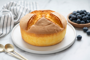 How Do I Bake a Cake in the Oven?