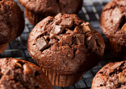 What Does Baking Soda Do in Baking? Science, Substitutions, and Uses