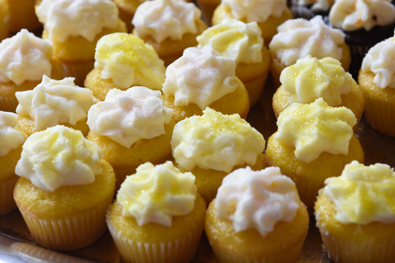How Long Does it Take for Mini Cupcakes to Bake at 350?