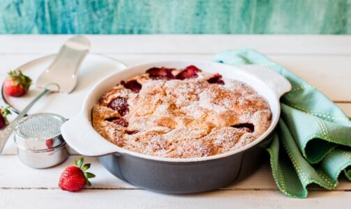 Is Porcelain Or Ceramic Better for Baking? Understanding Their Key Differences and Uses