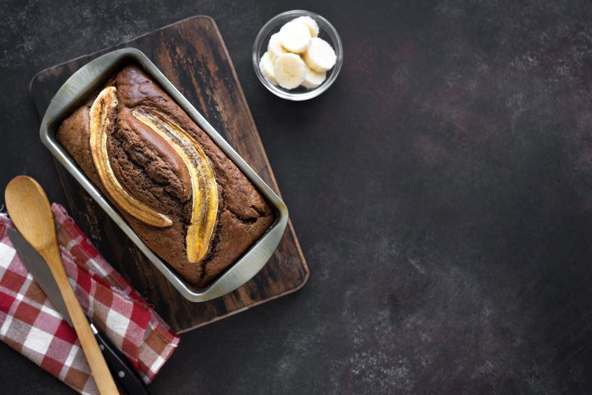 Can You Leave Freshly Baked Banana Bread Out Overnight?