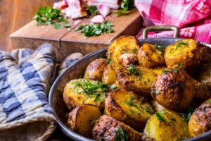 What's the Best Baking Tray for Oven Chips?