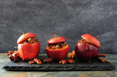 What Is the Best Dish for Baking Apples? Top Choices for Perfect Results