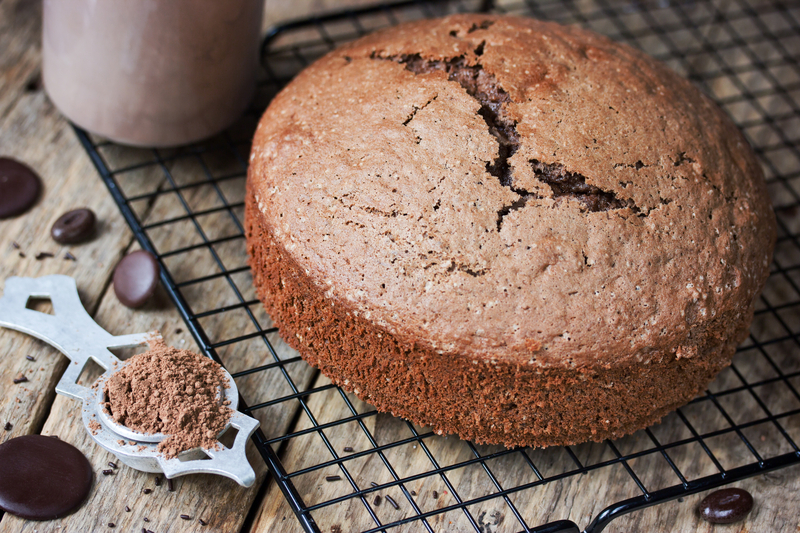 How Many Eggs Should Be Used in a Cake?