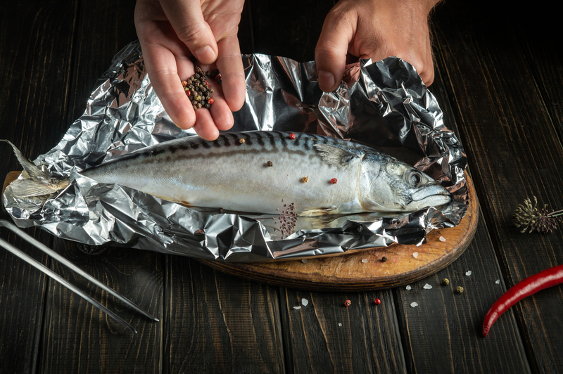 What Is the Difference Between Baking and Roasting Fish?