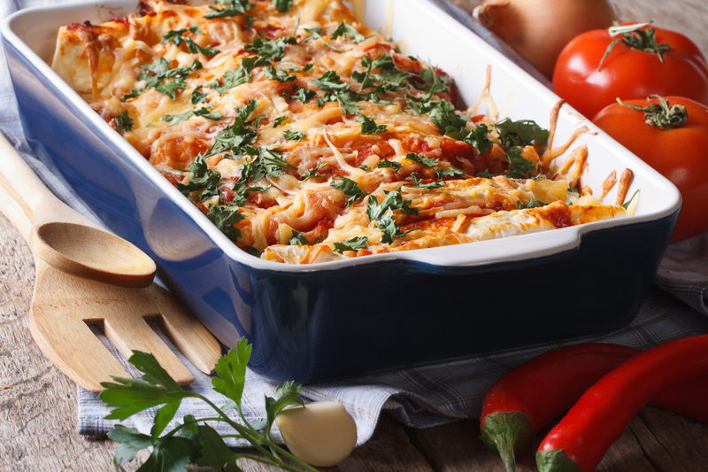 What Are the Benefits of Ceramic Bakeware?