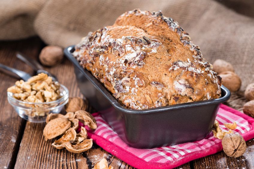 What Are the Three Advantages of Home Baking? 
