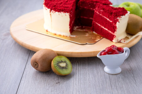 The Art of Cake Cutting: Techniques for Perfect Slices Every Time