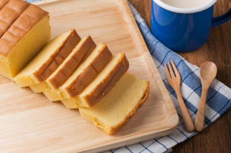 How Long Do You Bake a Cake in a Disposable Aluminum Pan? Essential Baking Tips and Guidelines
