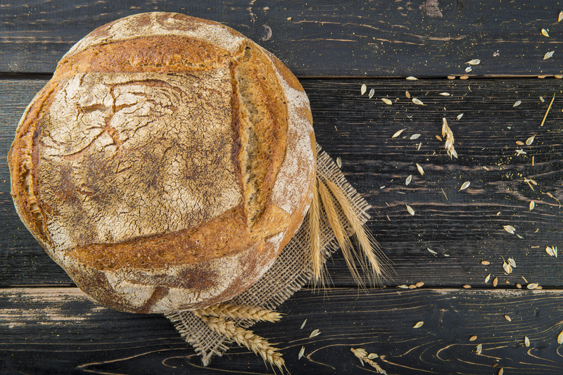 What Temperature Do You Bake a Loaf of Bread?