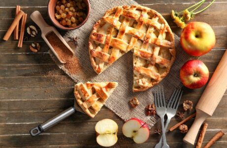 How to Get a Crisp Bottom Crust on an Apple Pie: Tips for Perfecting Your Baking Technique