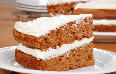 What Goes Well with Carrot Cake? Perfect Pairings and Serving Suggestions