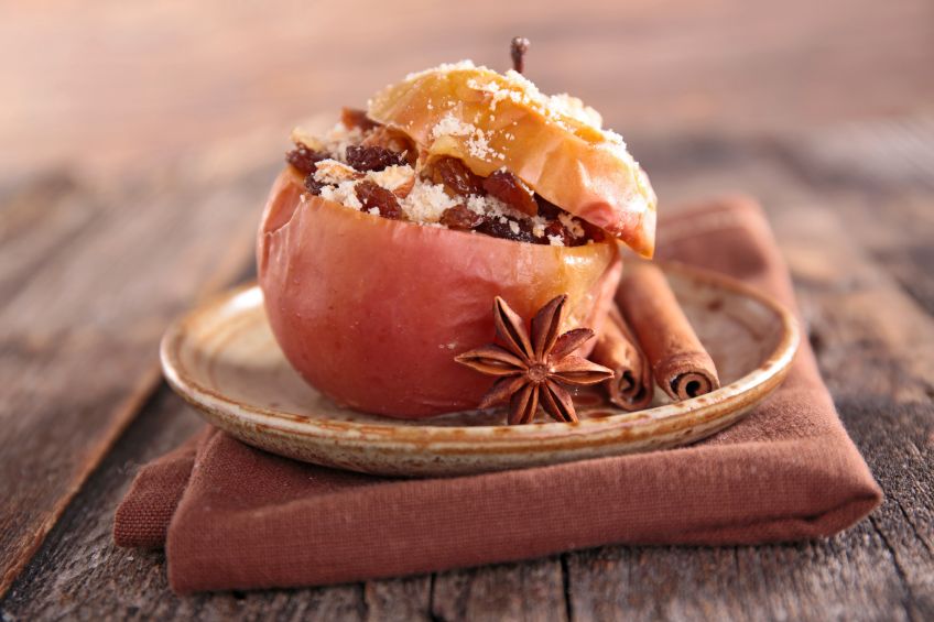 What is a Good Dish for Baking Apples?
