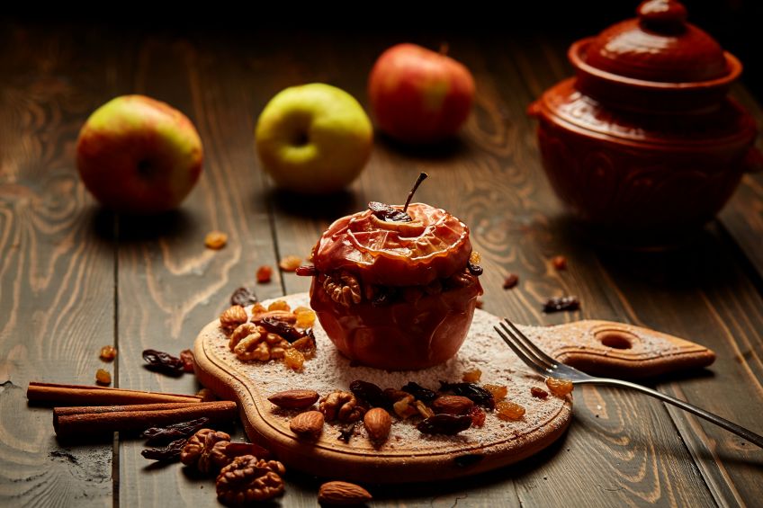 What is a Good Dish for Baking Apples? 5 Delicious Recipes to Try